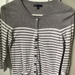3/4 length sleeve striped cardigan